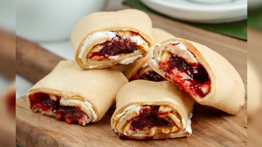 Jam-Filled Rolled Pastries